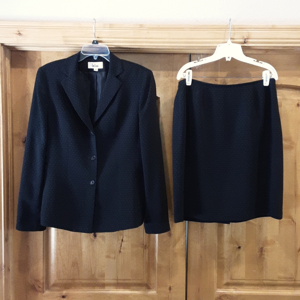 Black Two Piece Suit | Le Suit